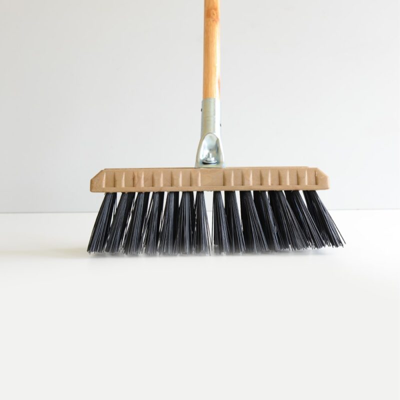 12" Bass Broom